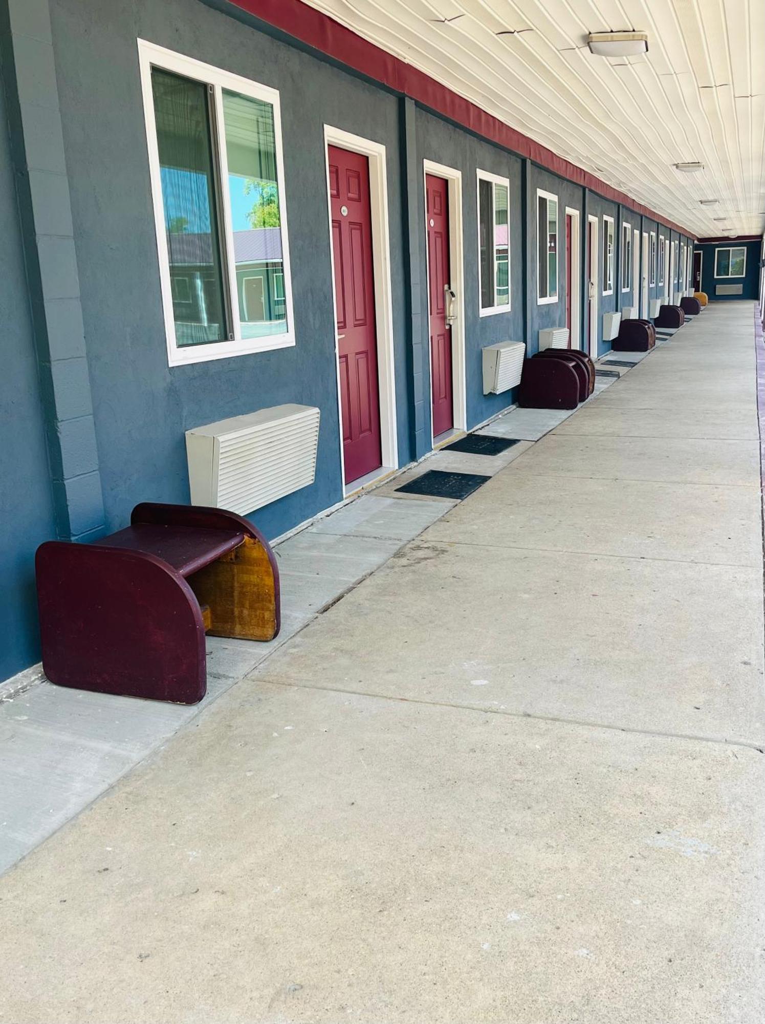 Highlander Motel Атенс Екстериор снимка