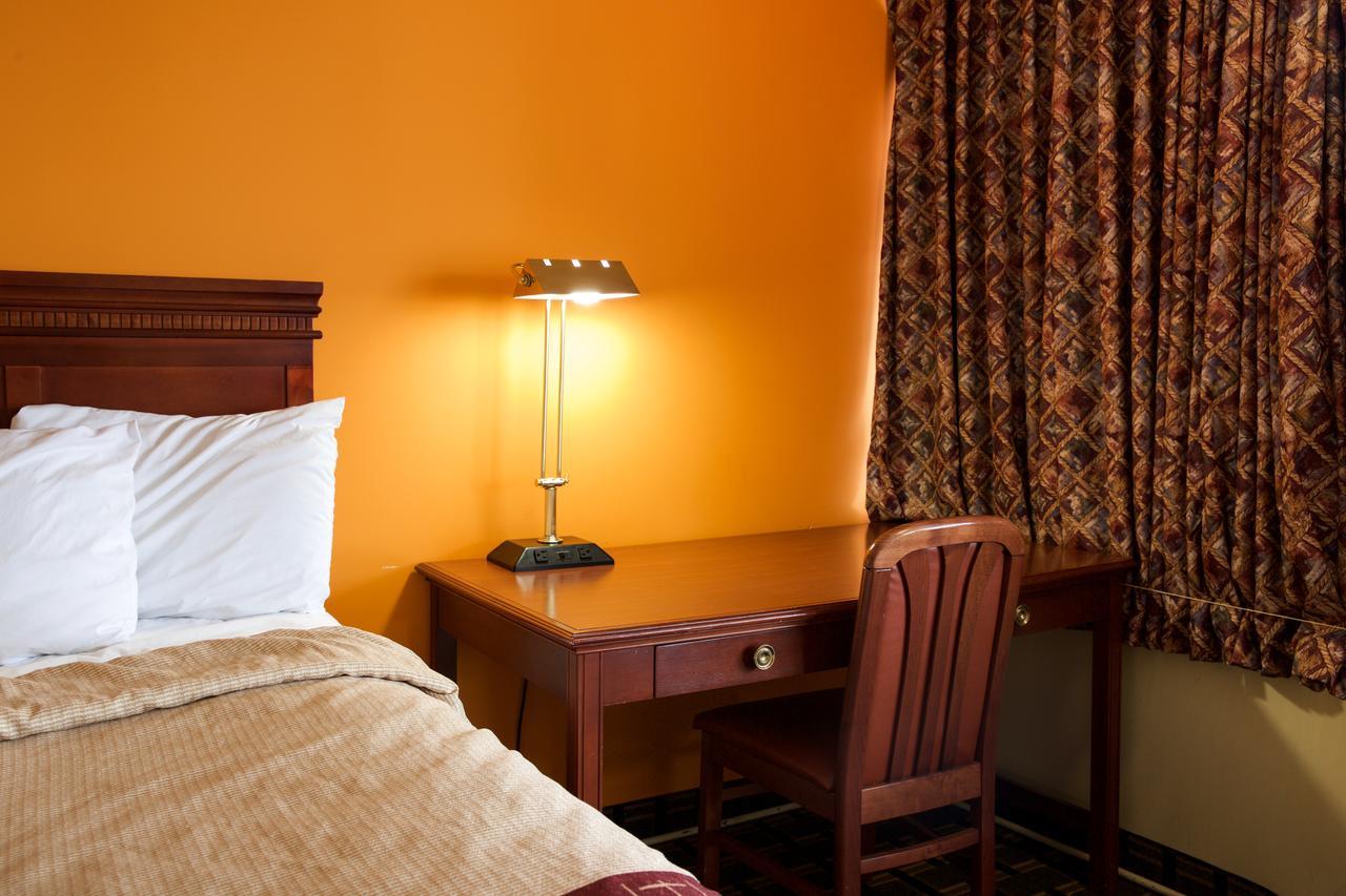 Highlander Motel Атенс Екстериор снимка