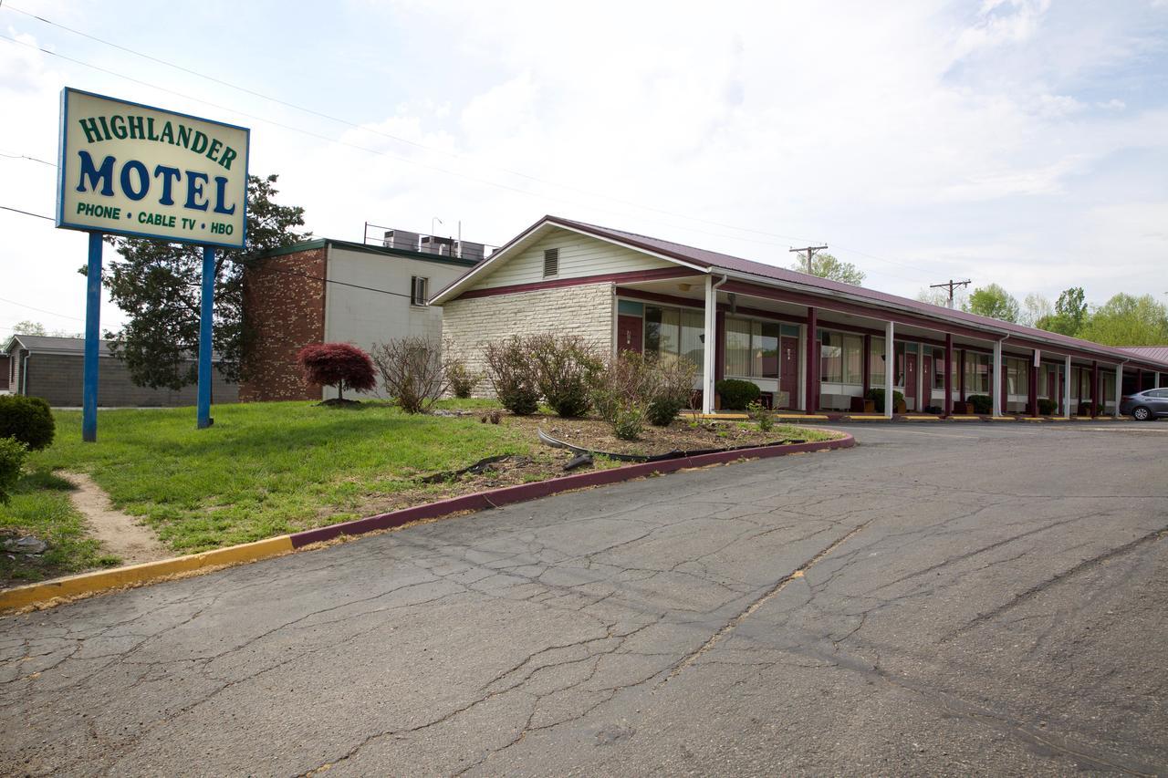Highlander Motel Атенс Екстериор снимка