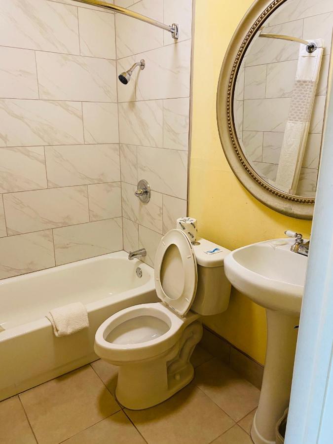 Highlander Motel Атенс Екстериор снимка